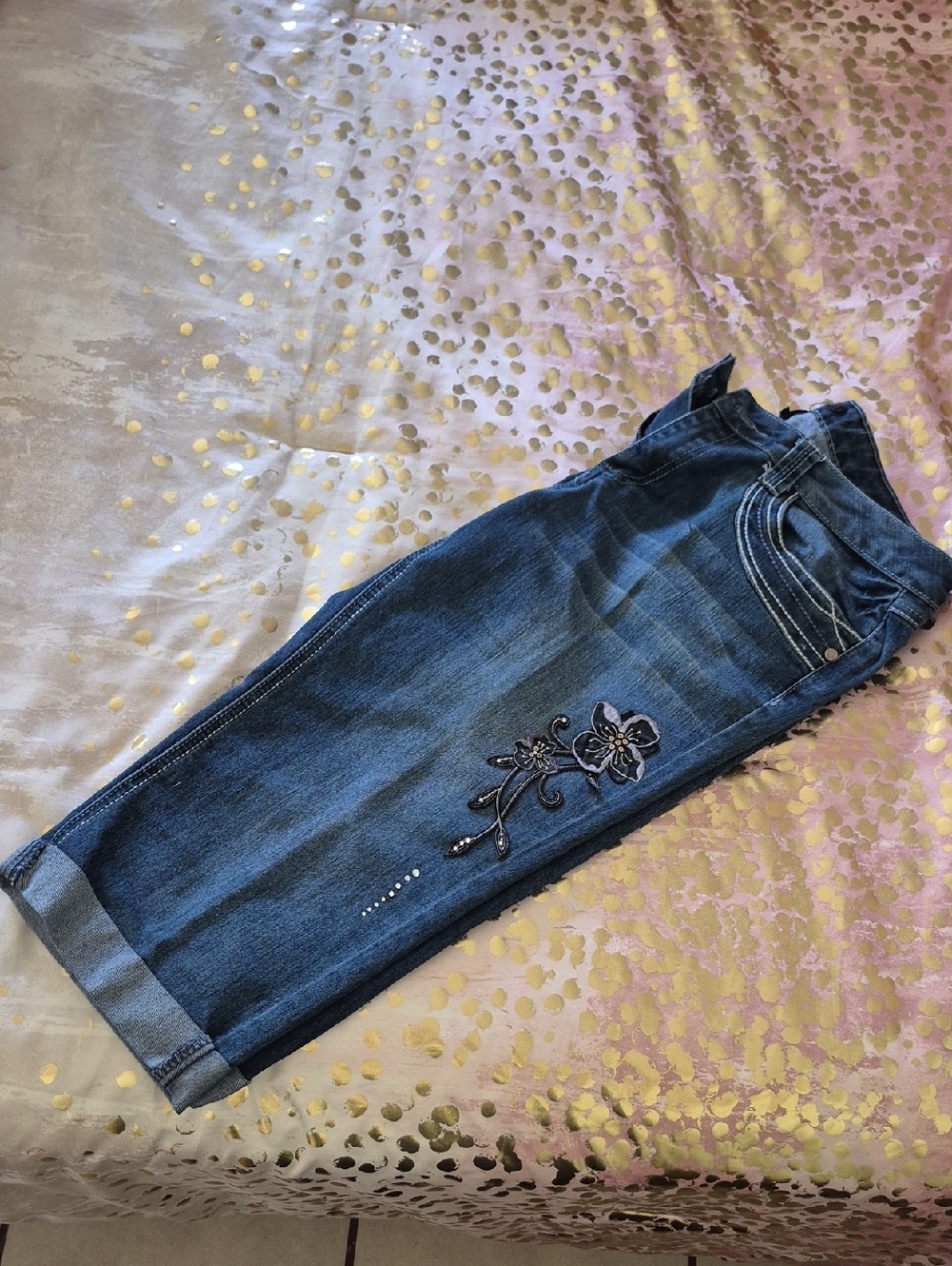 Baccini Blue Embroidered Cropped Capris